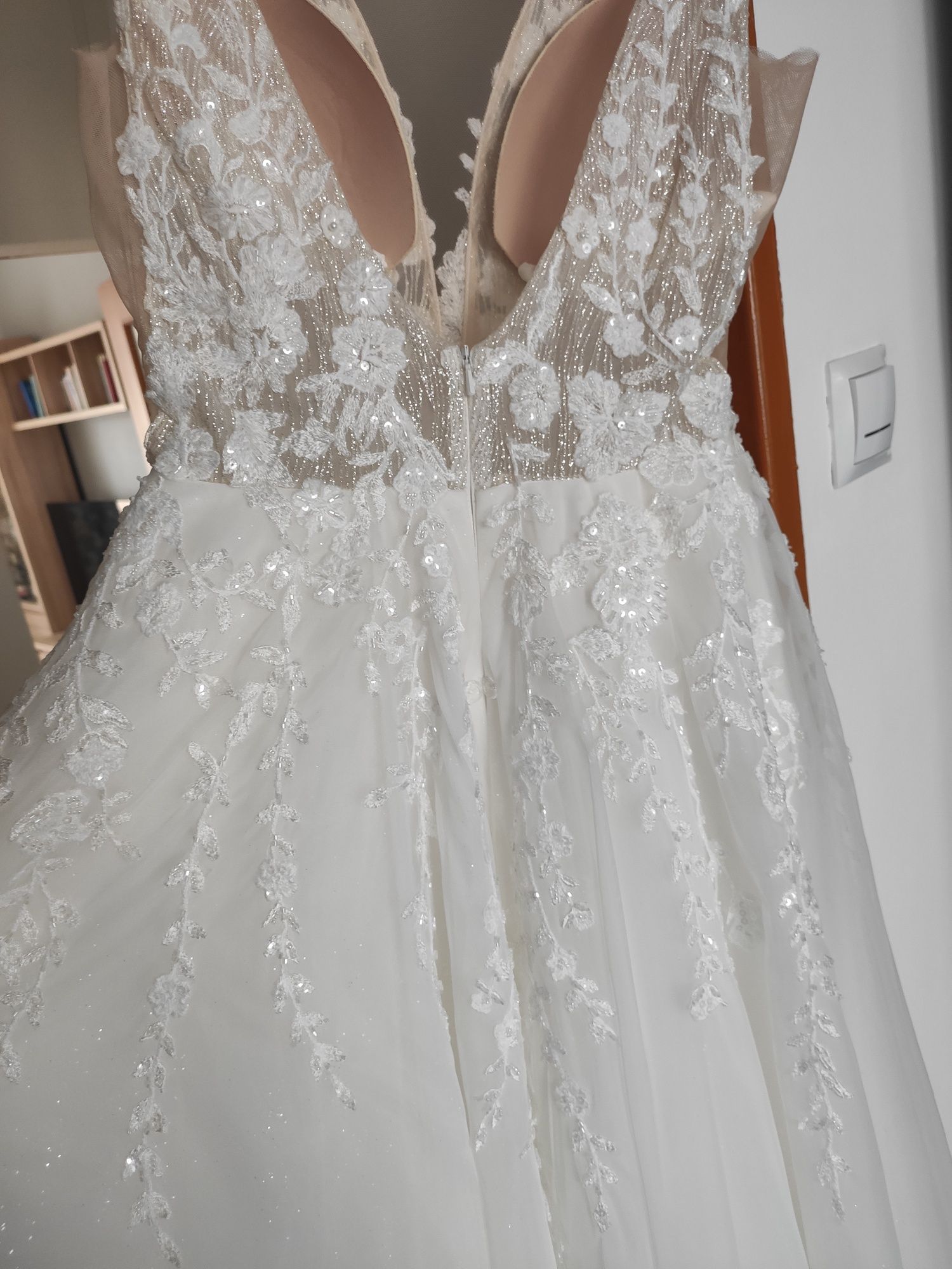 Suknia ślubna piękna 2020