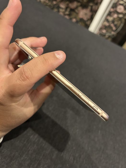 Iphone 8 64GB Como novo VENDO OU TROCO