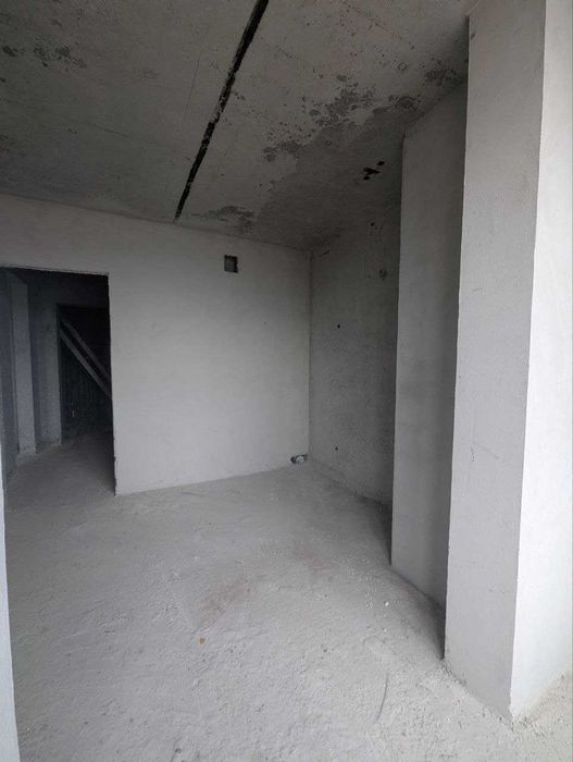 Одно кімнатна  квартира  у готовому  будинку