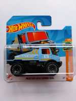 Hot Wheels Mercedes - Benz Unimog 1300 L