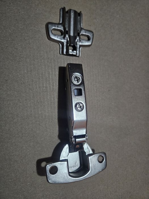 Zawias meblowy  hettisch