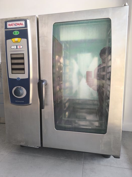 Piec konwekcyjno-parowy Rational SCC 10 GN 1/1 – 2011 rok