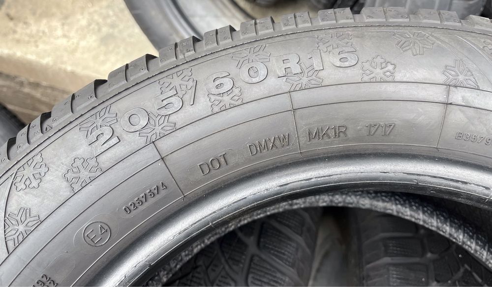 Шини Dunlop Winter Sport 4d R 16 205 60