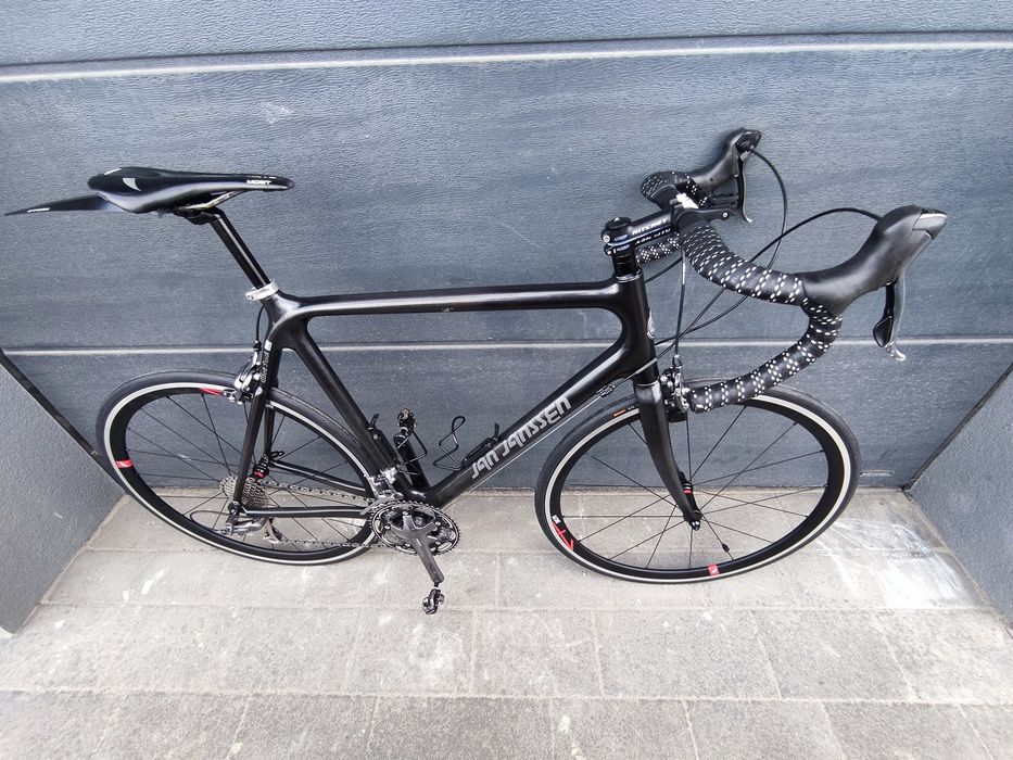 Rower szosowy rozm. 61 XL karbon Ultegra