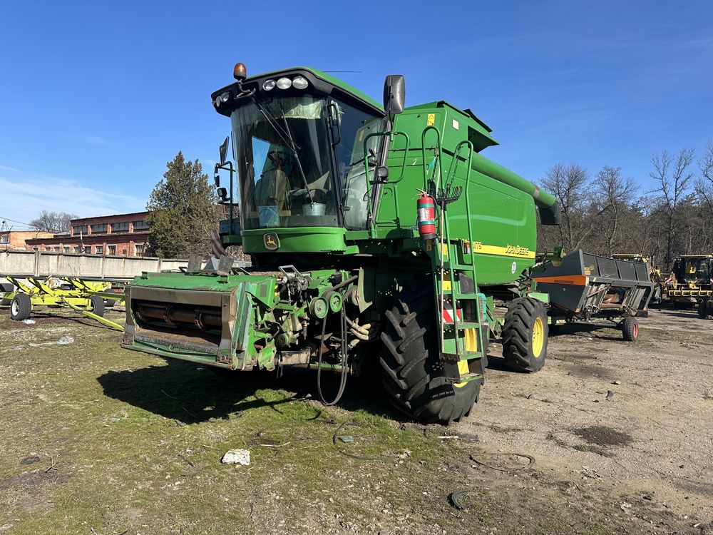 Комбайн John Deere 9660