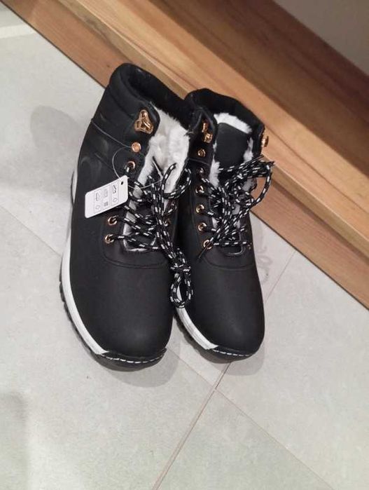 Buty sportowe śniegowce