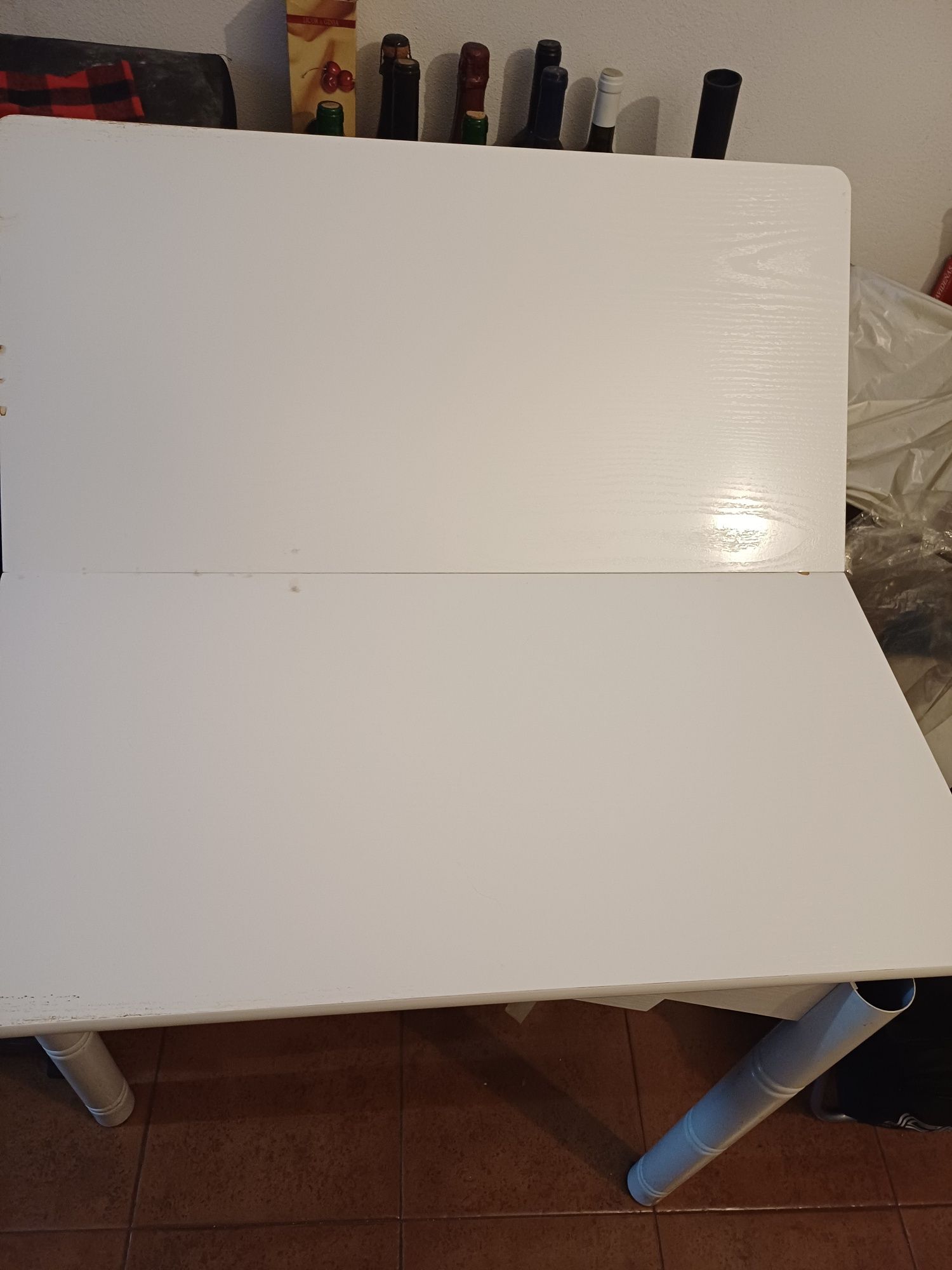 Mesa de cozinha bom estado