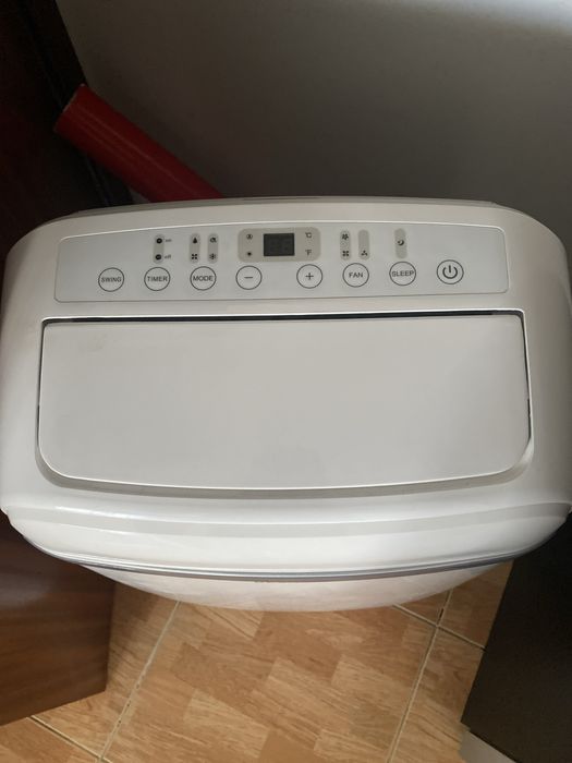 Ar condiconado praticamente novo