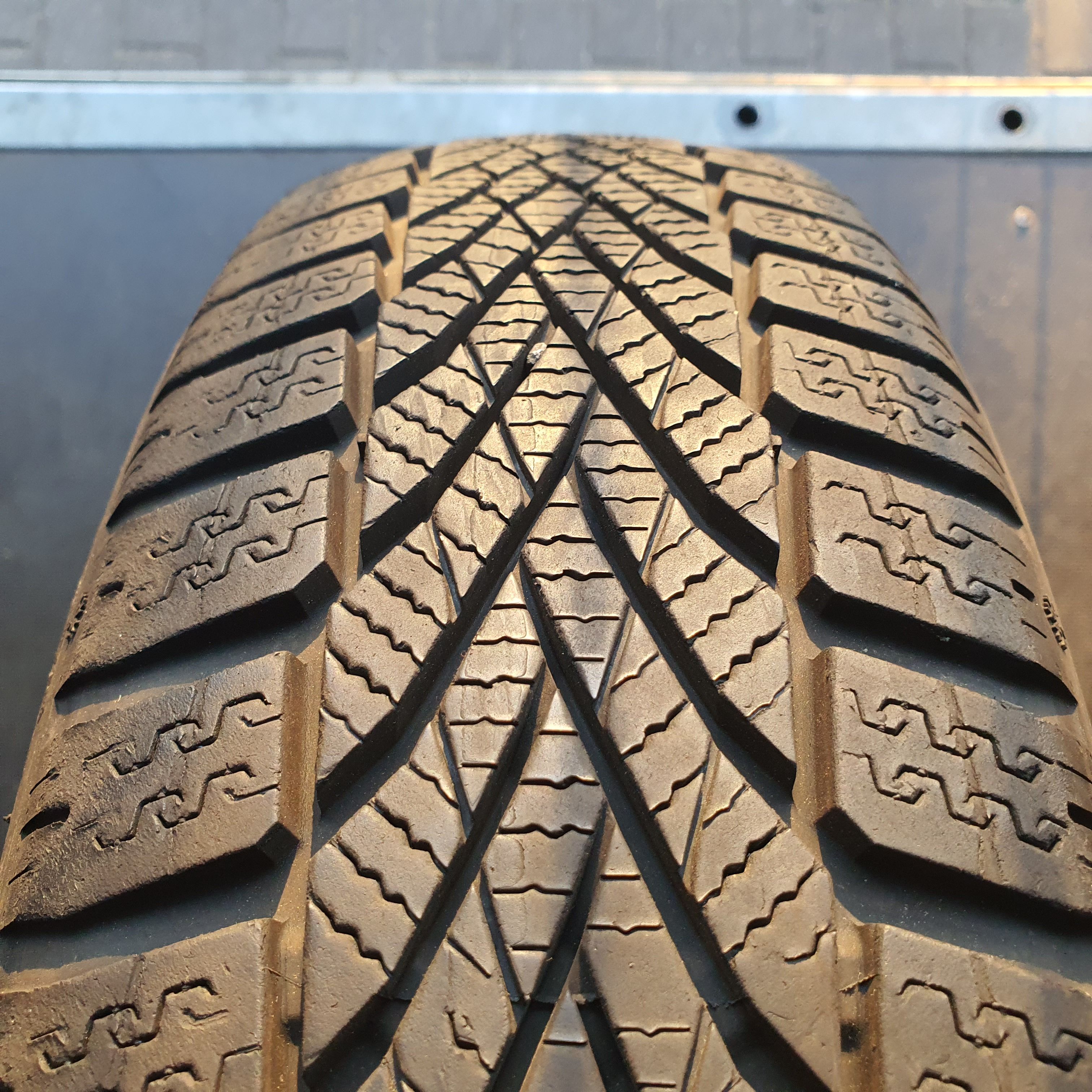 2x 165/60R15 77T Falken EuroWinter HS02 / 2x 6,5mm - 2023r.
