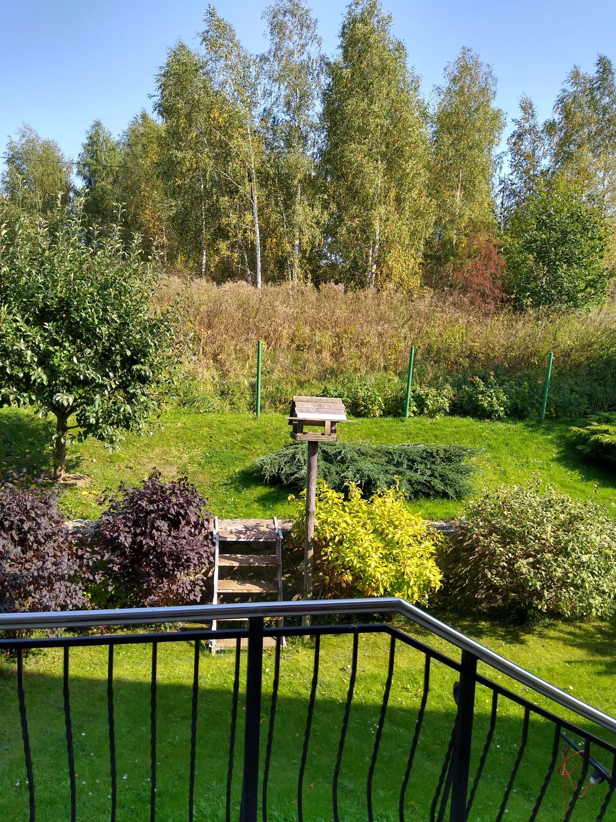 dom na sprzedaż z pięknym widokiem na jezioro