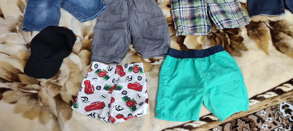 Шорти, фудболка, 104р