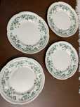 Pratos novos de fina porcelana Johnson Brothers