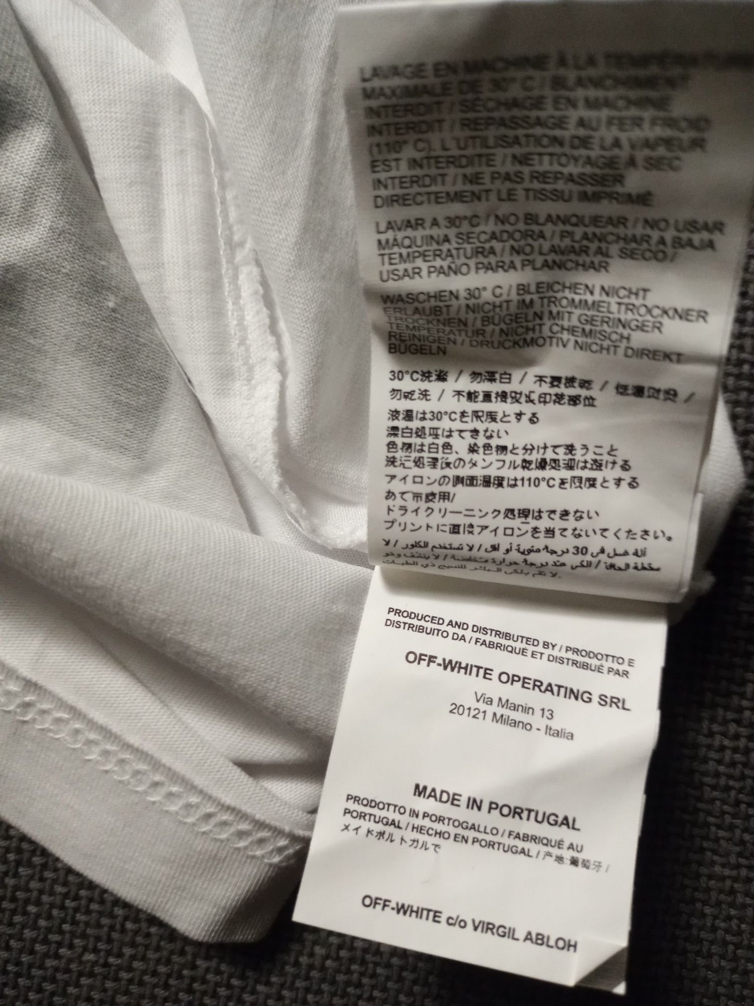 T-shirt firmy OFF-WHITE