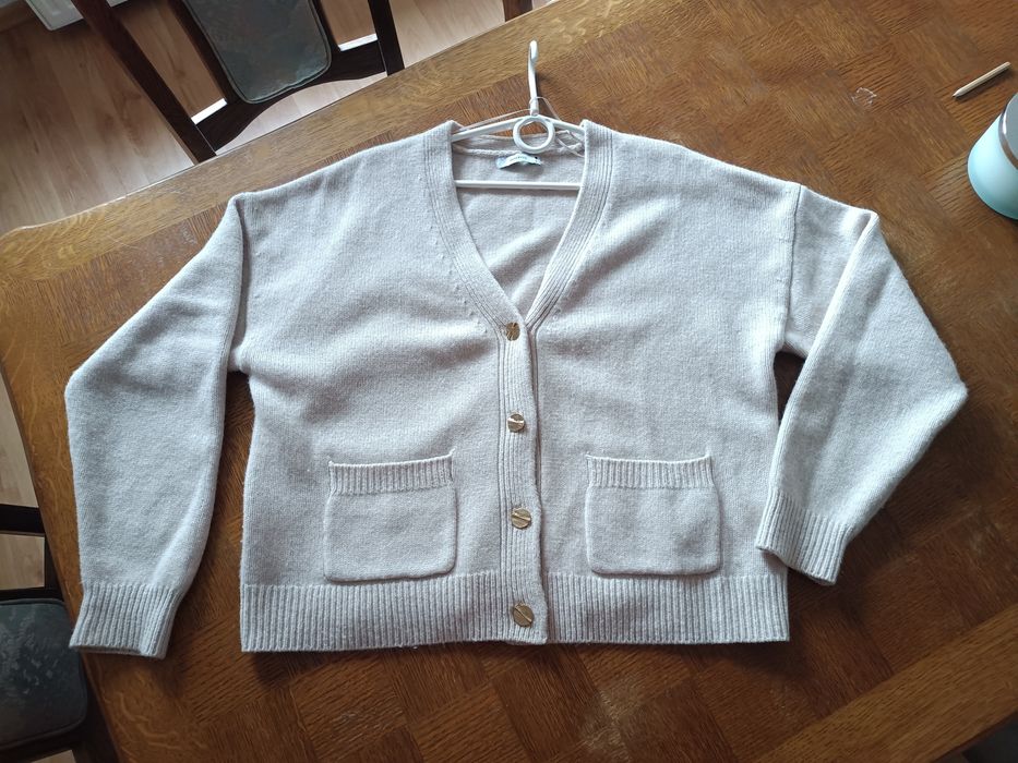 Kardigan sweter Reserved wełna 100% jasny beż oversize