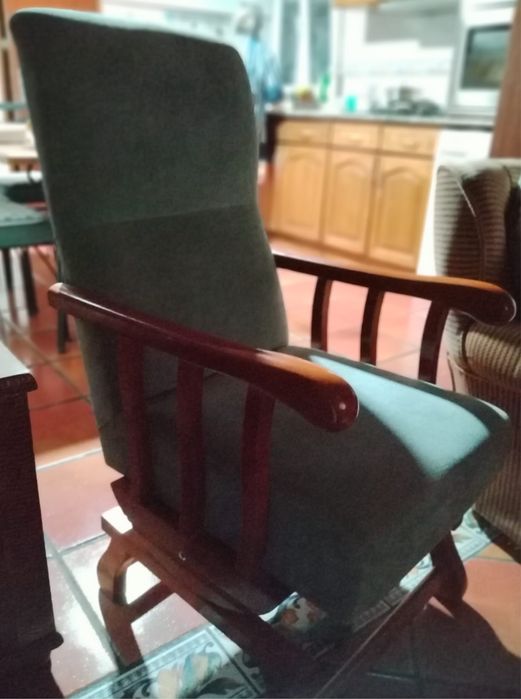 Cadeirão com Balanço