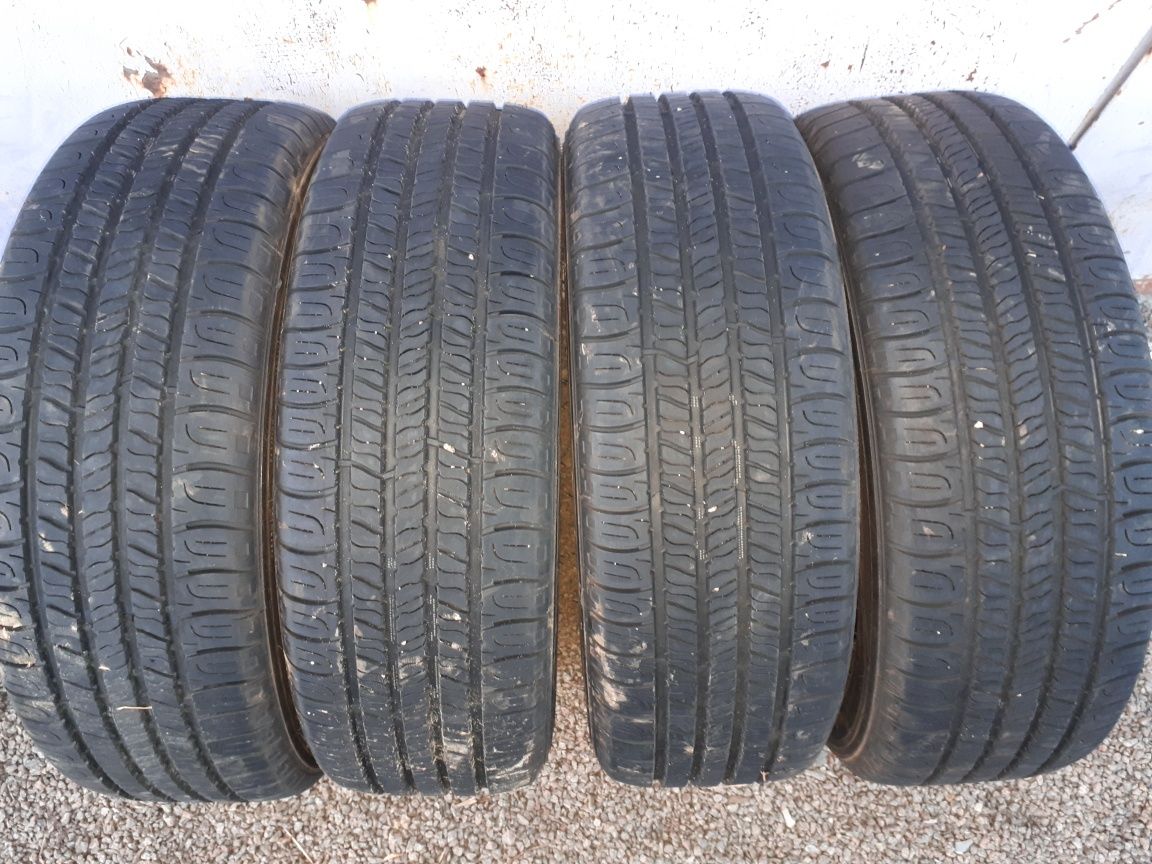 195/65R15 GoodYear лiто-всесезонка