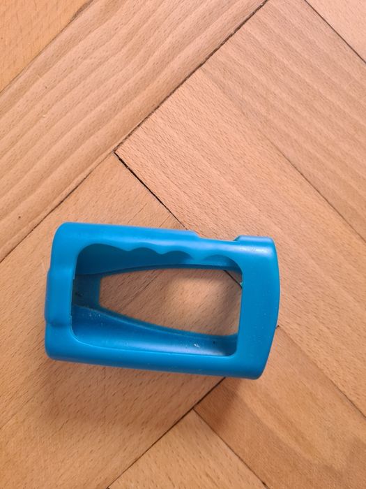 Etui silikonowe niebieskie na pompę minimed veo