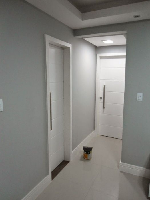 Pinturas de interiores e todo tipos de trabalho de construção.