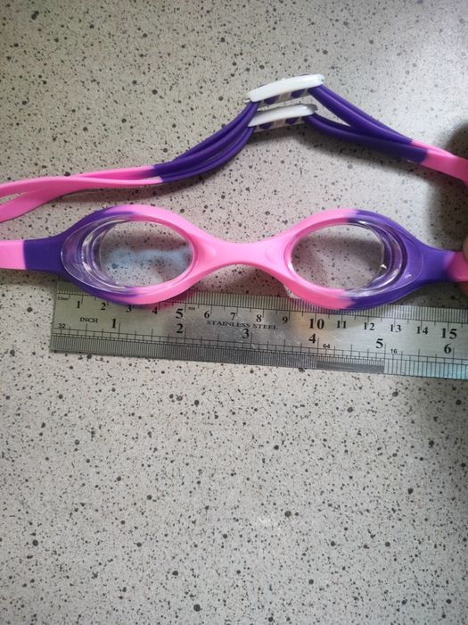 Очки плавательные на девочку 2-3 года новые