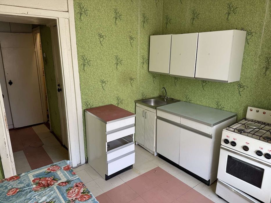 Продам чешку 2к квартиру на Кирова 54 кв м