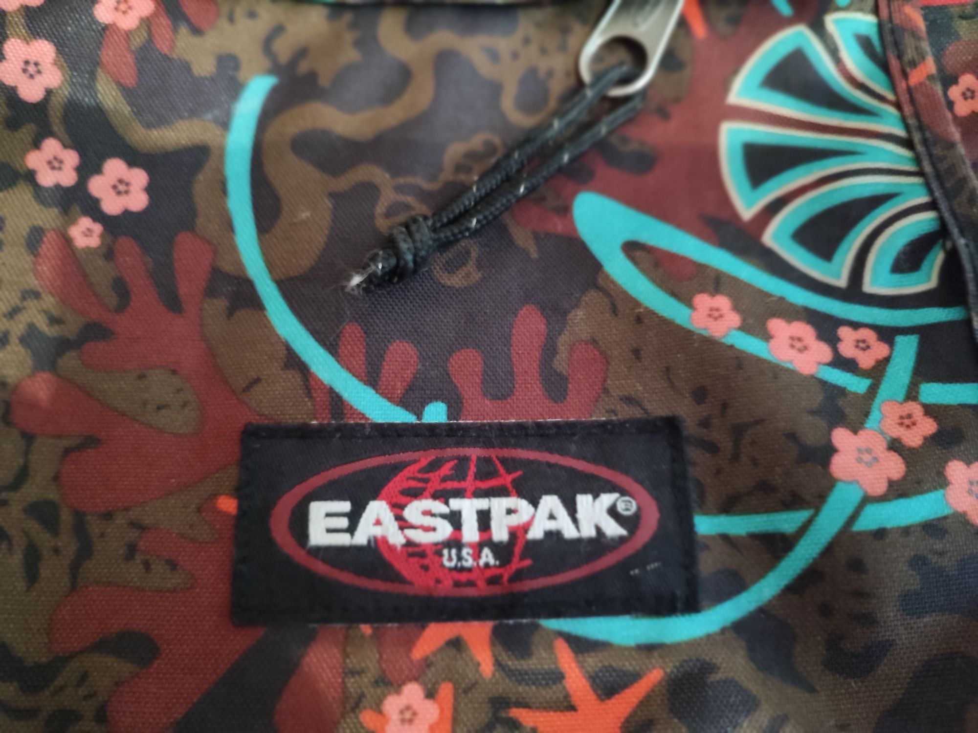 Mochila Eastpak Usada