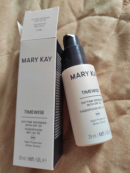 Codzienny Strażnik Młodości SPF 30 TimeWise Mary kay