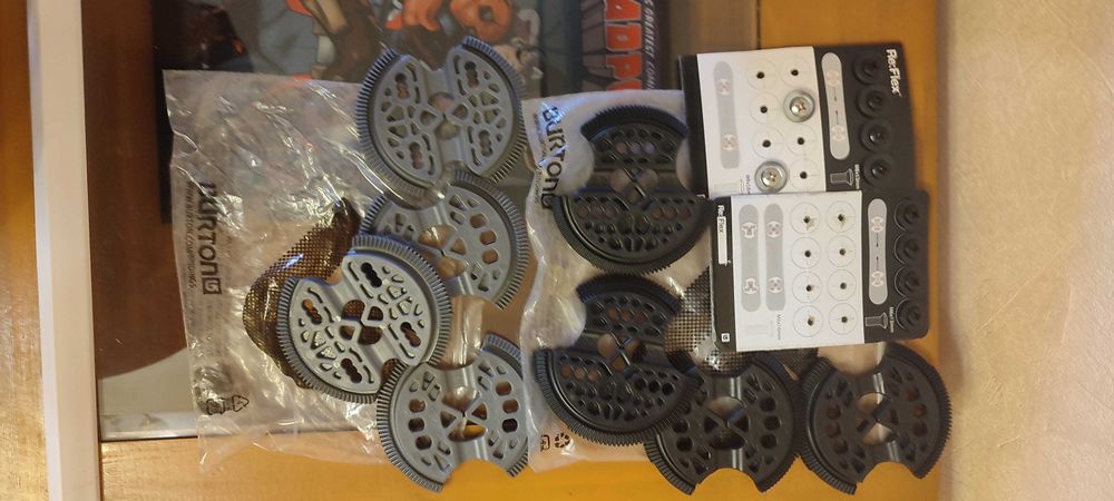 Доски сноуборд Burton, с креплениями. Новый