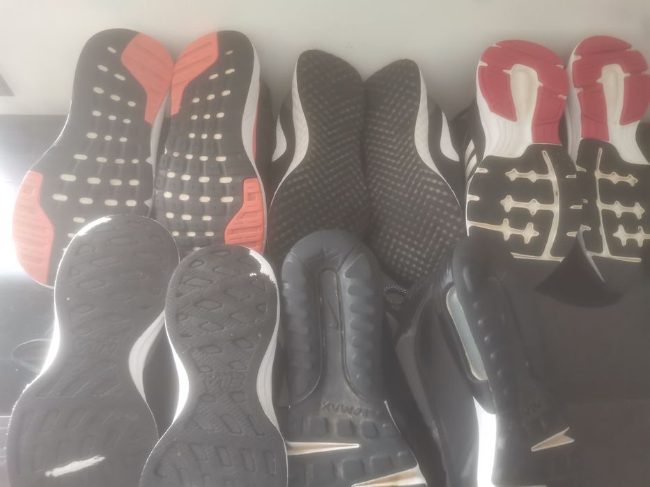 Ténis Nike e Adidas usados