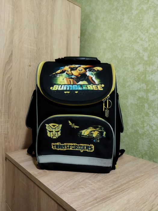 Портфель рюкзак Трансформери Бамбелбі