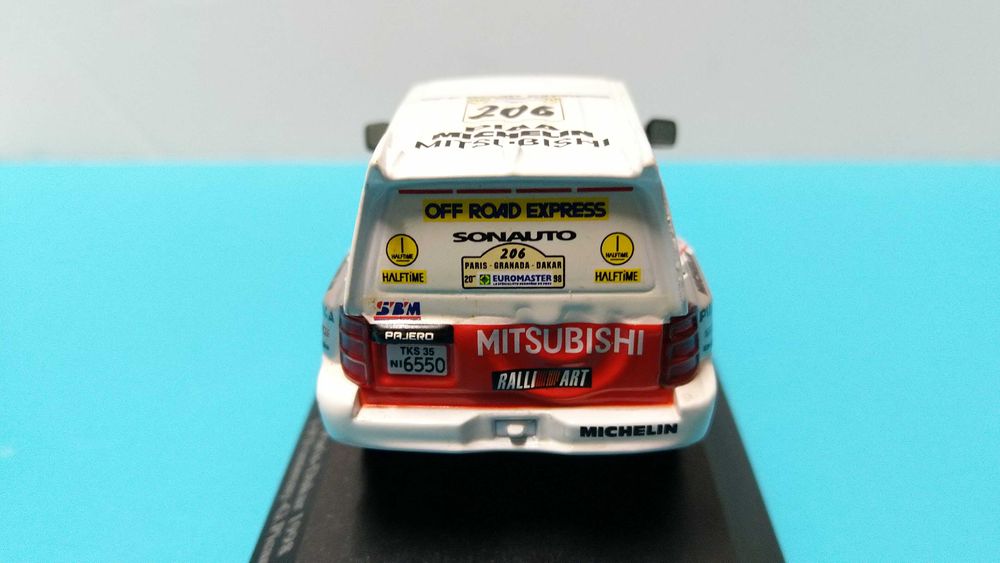 Mitsubishi Pajero 4x4 #206: Vencedor Rali Dakar 1998 - Altaya 1/43
