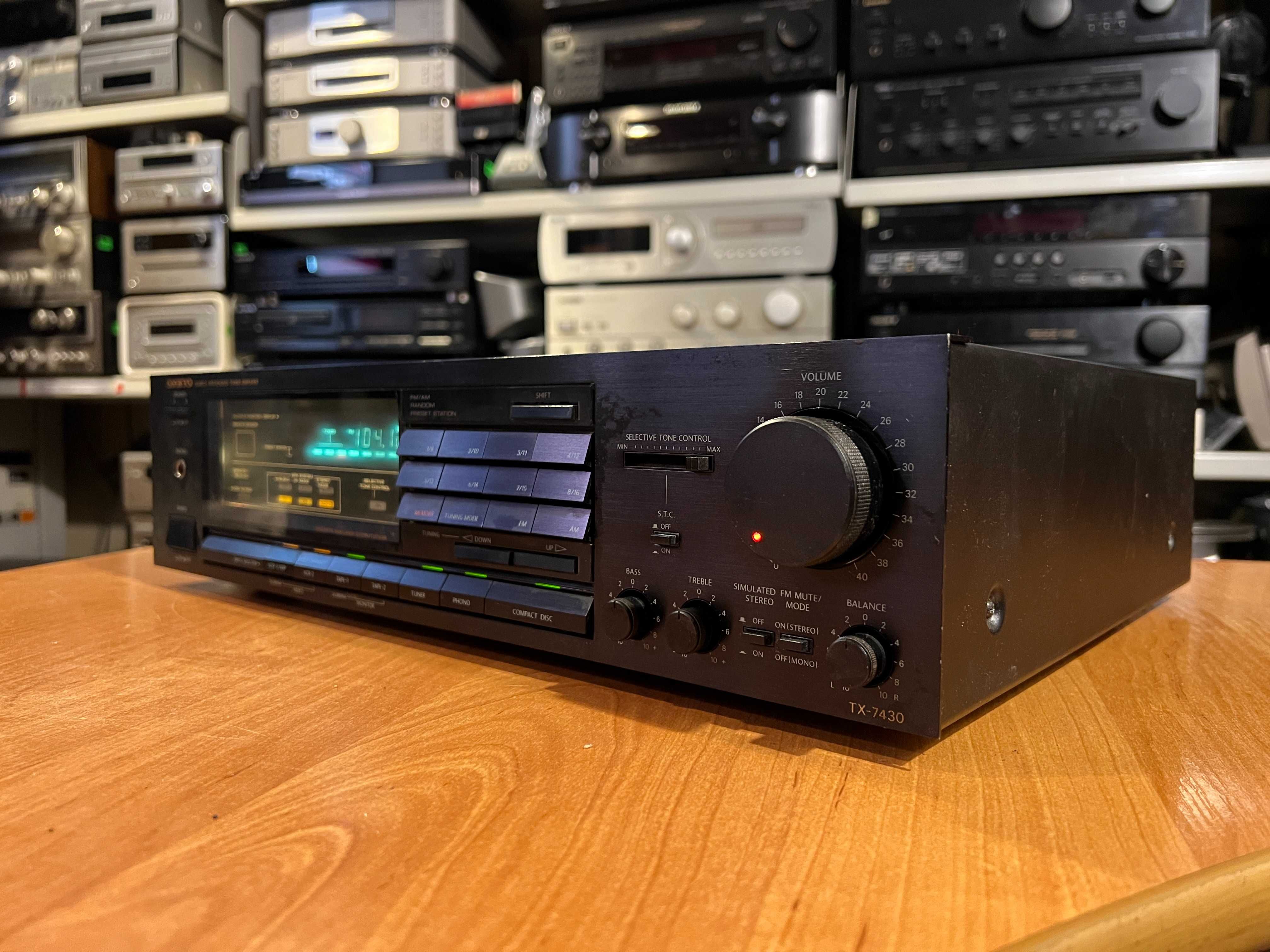 Amplituner Onkyo TX-7430 Audio Room