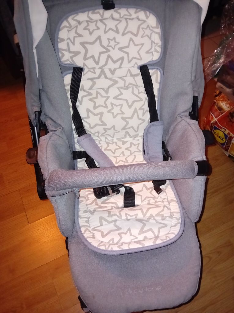 Carrinho de Passeio Minnum Jané 0m+