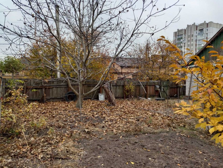 Продаж будинку на Казбеті. Ділянка 14 соток.