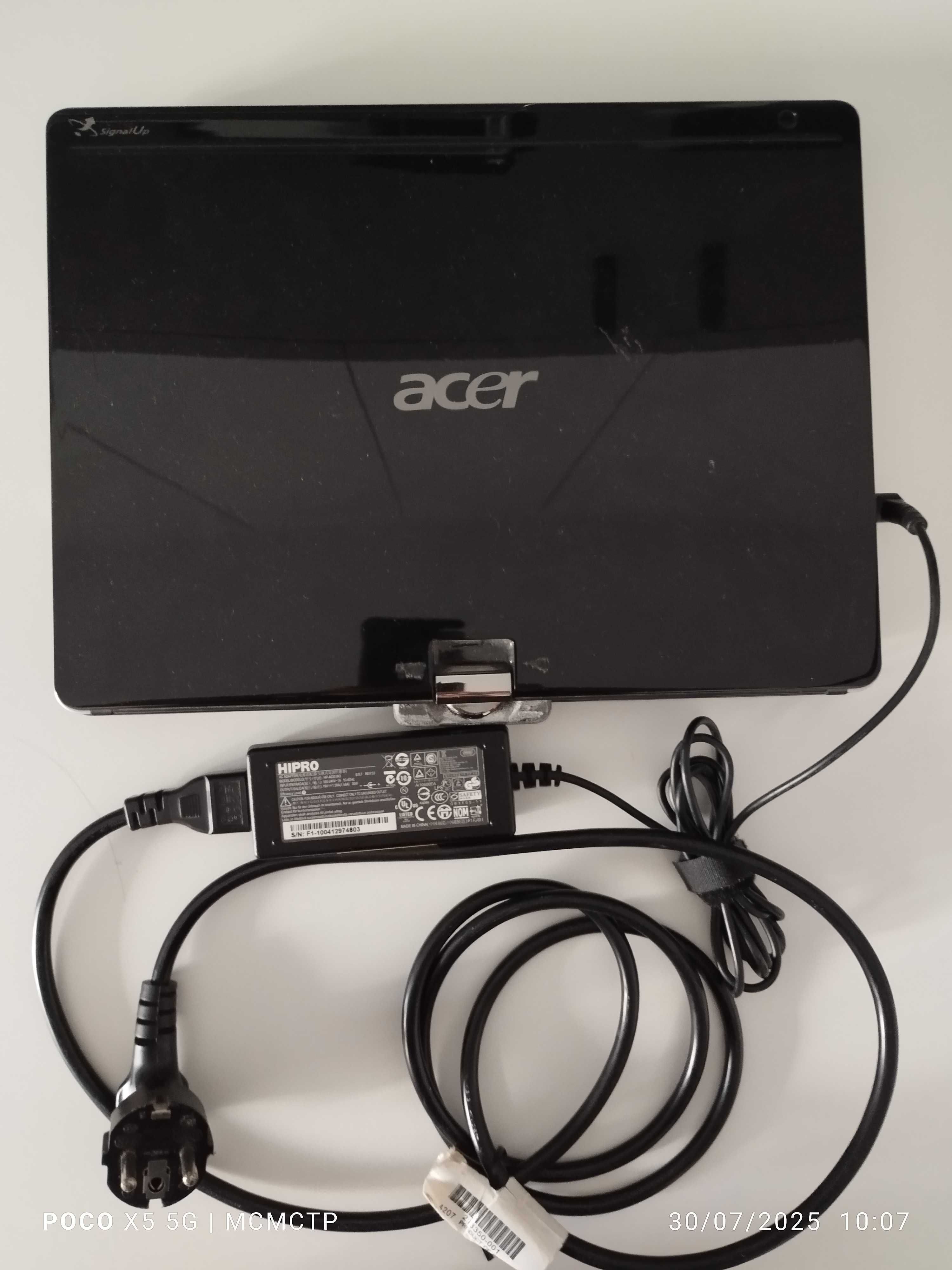 Acer Aspire 1825PT, ecrã tátil de 11.6", CPU Intel, 3GB RAM, 320GB HDD