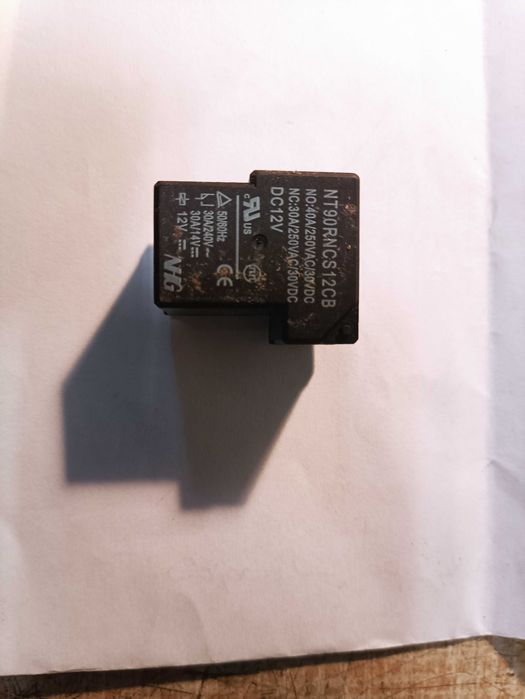 Przekaźnik 30A 24 V