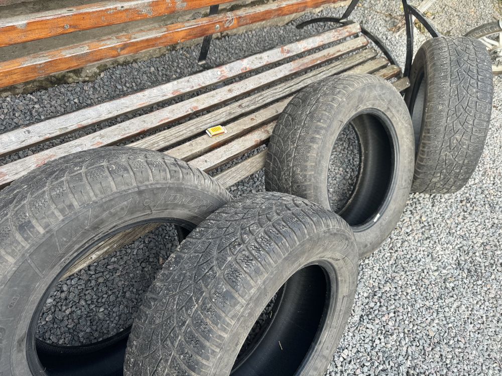 Dunlop 235/65 R17