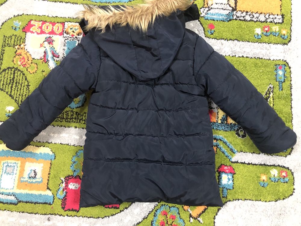 Куртка пальто зима, пуховик 3-4-5 лет