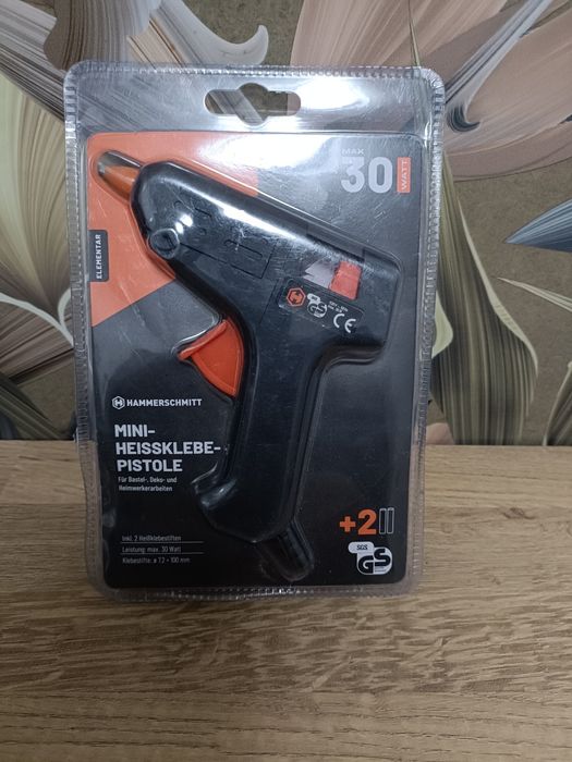 Pistolet do kleju na gorąco