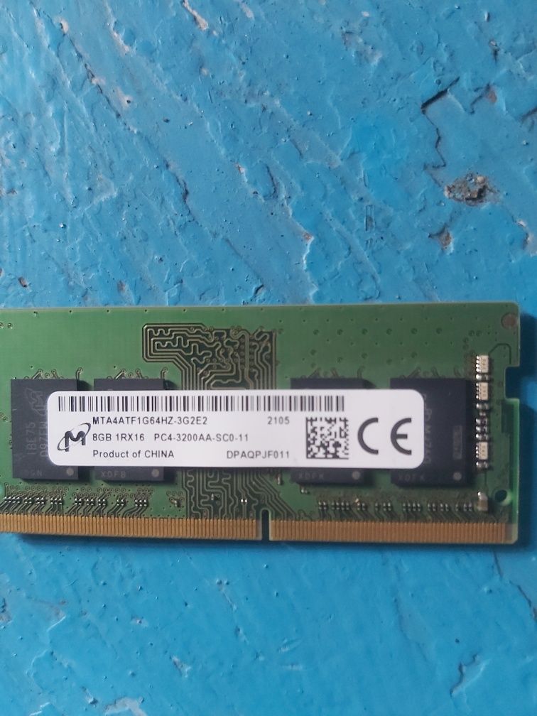 Продам б/у DDR4 ОЗУ для ноутбука на 4gb 2400 и 8gb 3200