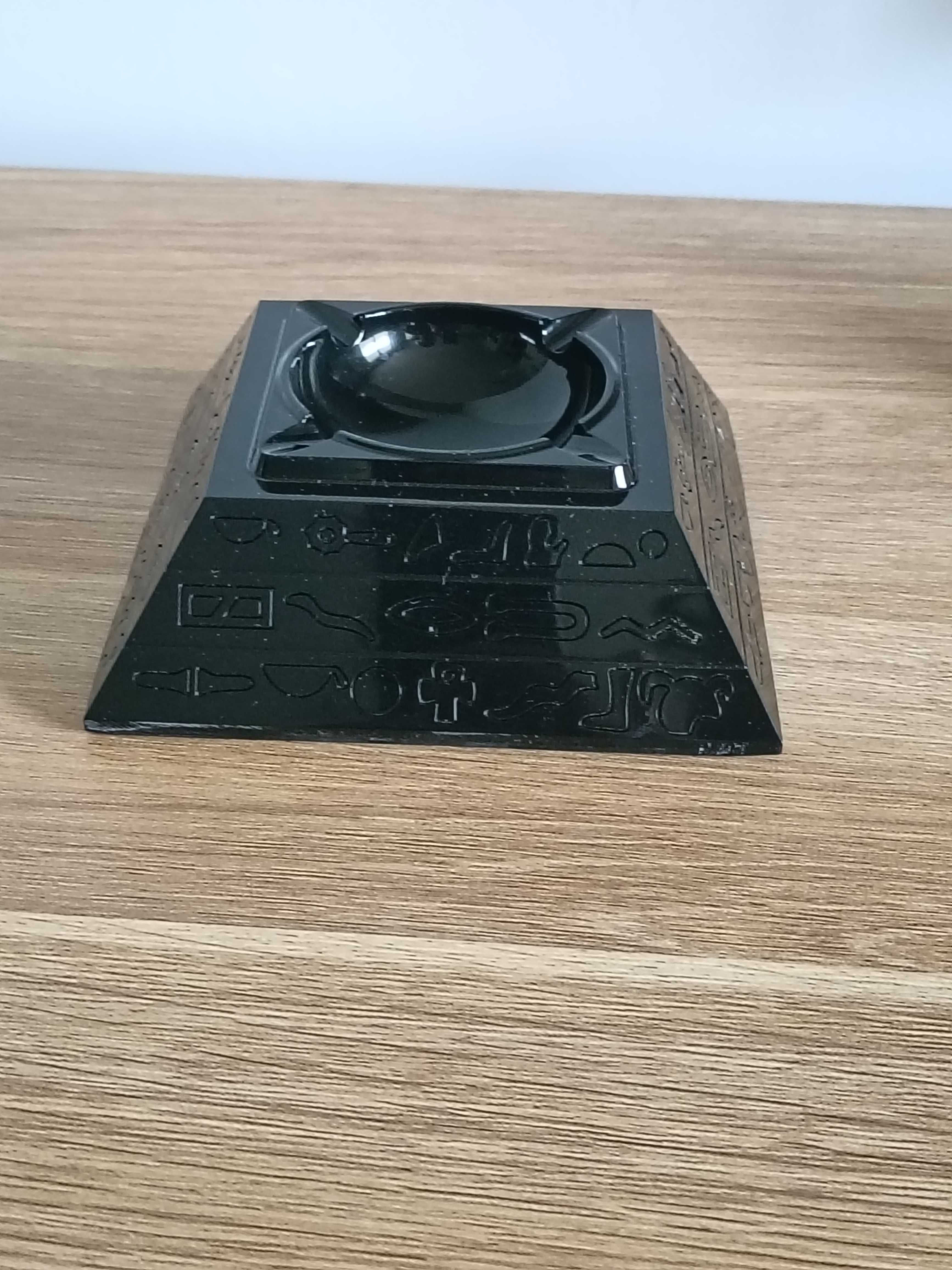 Piramida energetyczna żywica epoksydowa