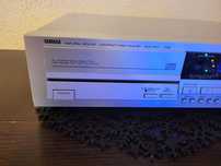Yamaha CDX-810 odtwarzacz CD pilot