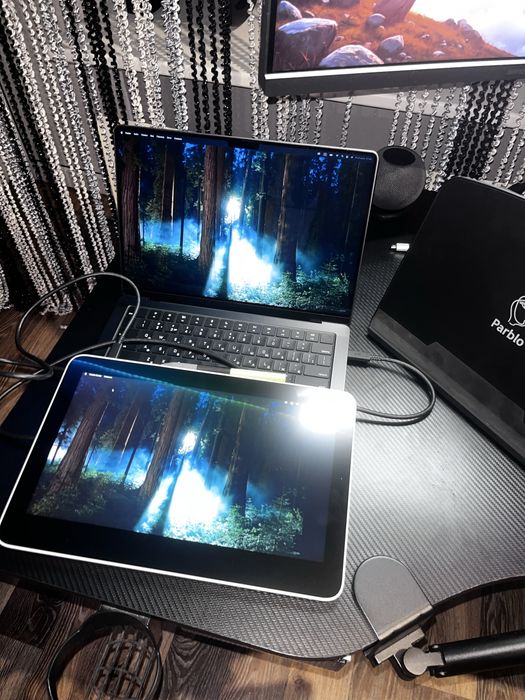 Графічний монітор-планшет Wacom one 13 touch