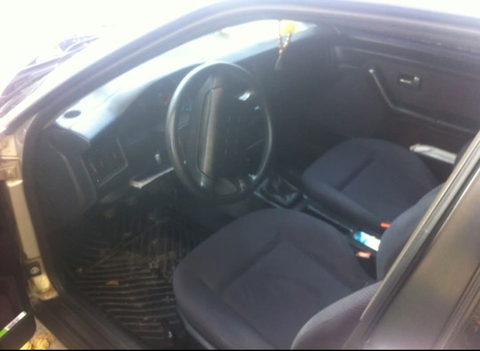 Продам ауди 80 б4 , 2,3 обьем..