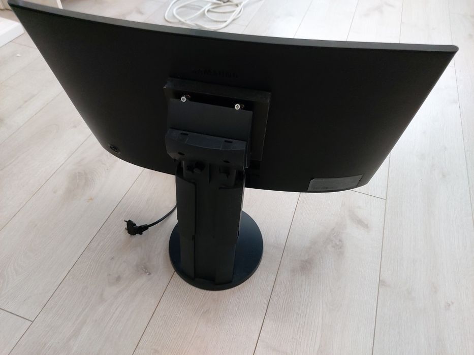 Монітор Samsung 24 games