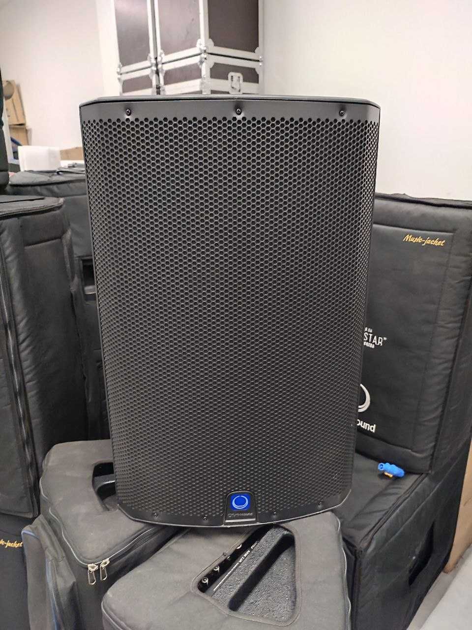 Turbosound топи IQ 15 сабвуфера IQ18 комплект для весіль