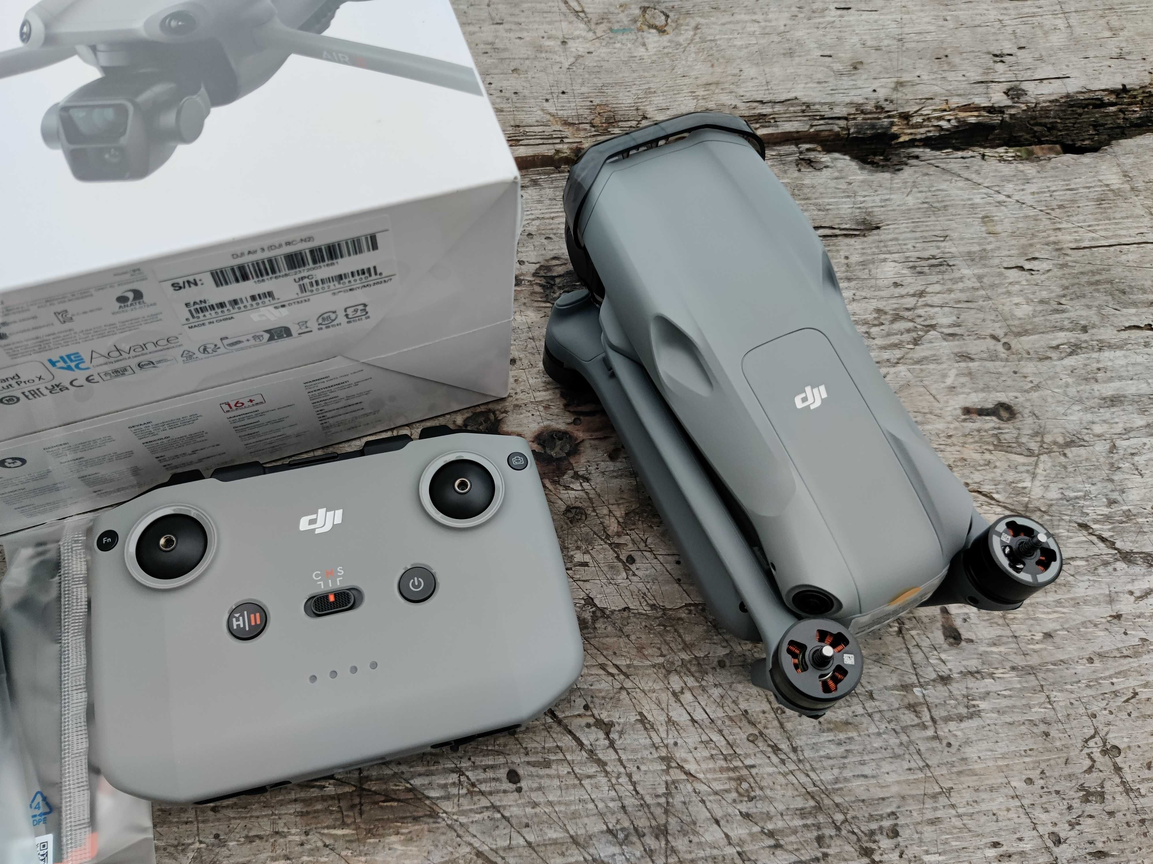 НОВИЙ DJI Air 3 (DJI RC-N2) дрон квадрокоптер 3x zoom drone Mavic