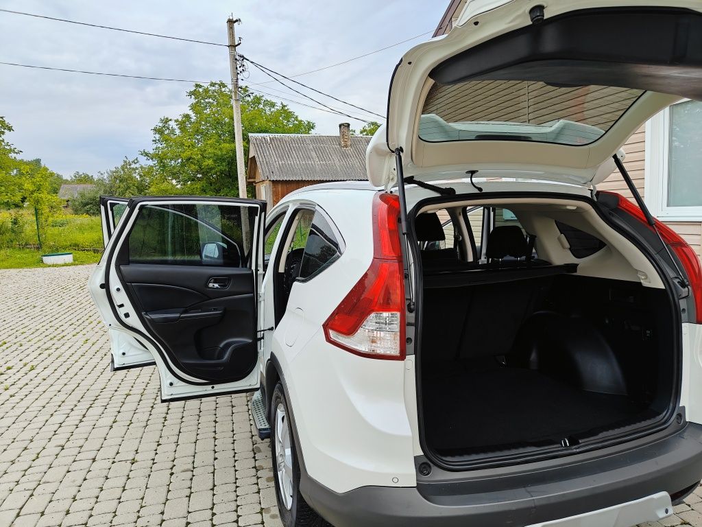 Продам honda cr-v 2.2 дизель.Білий перламутр.Пробіг підтверджений