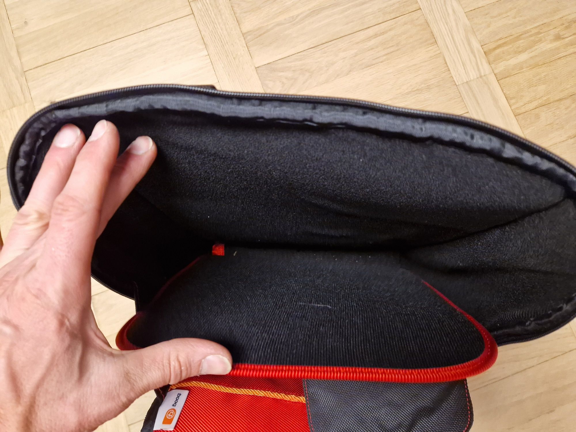 Duża torba na laptopa 17", na ramię