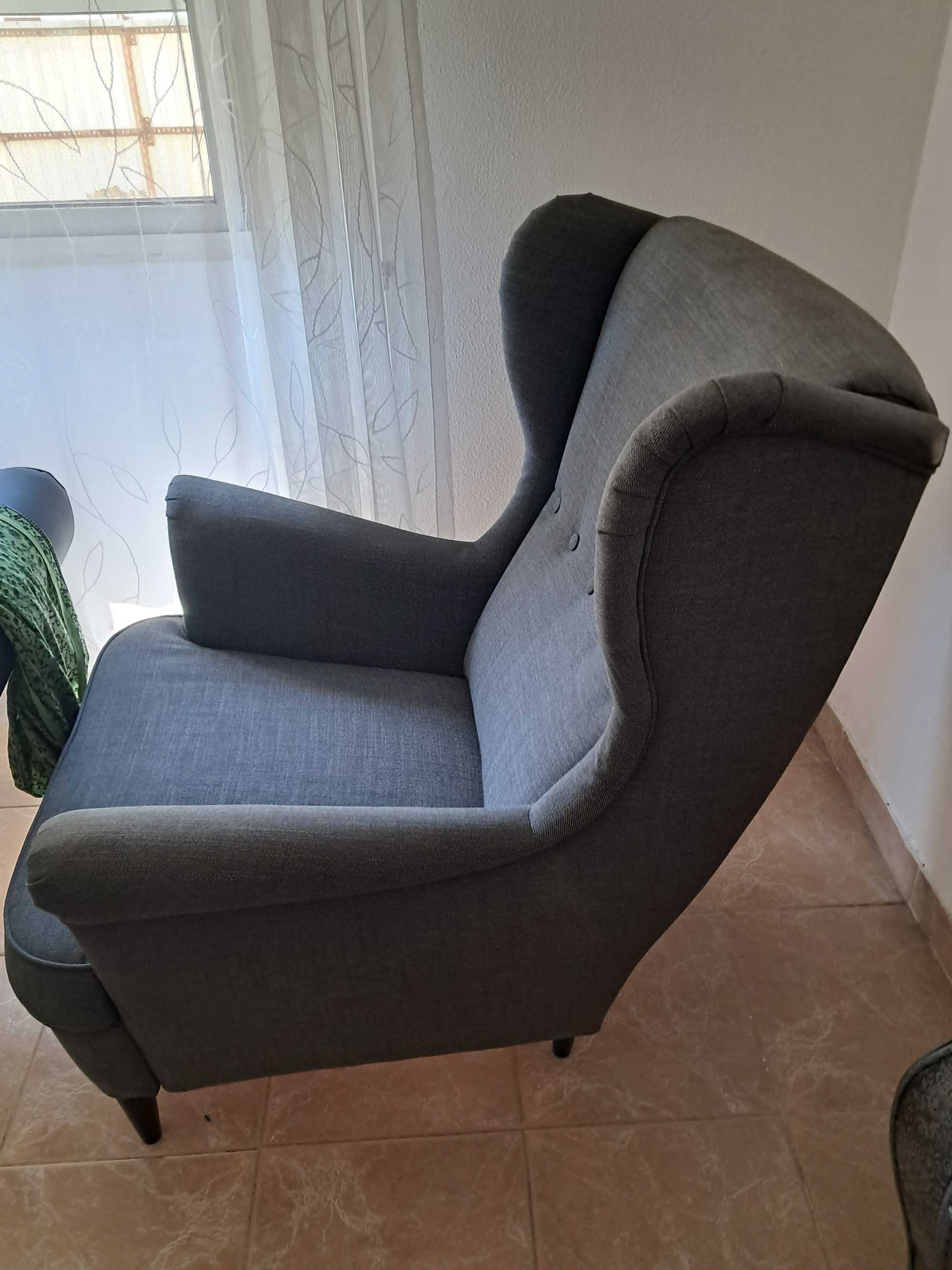 Poltrona Nordvalla cinzenta escura NOVA