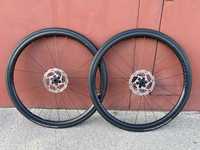 Шосе вілсет колеса bontrager tlr sram red Vittoria zaffiro pro slick